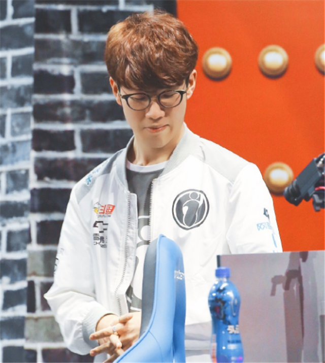 EPL S16淘汰赛今日前瞻MOUZ VS Liquid，Cloud9 VS FaZe