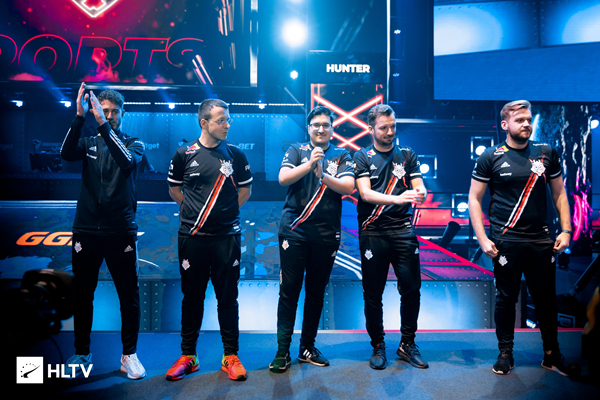 LPL今日首发：Rookie首秀搭档Karsa