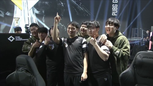 FPX赛前返图：首战来临，我们准备好啦！