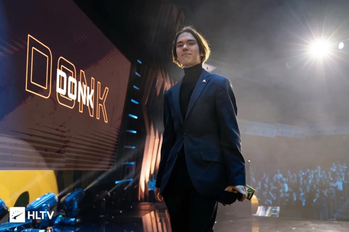 Team WE 正式公布了 NEST 的阵容：打野 mxx ，中路选手 BuLuKaKa ，下路选手 Stay