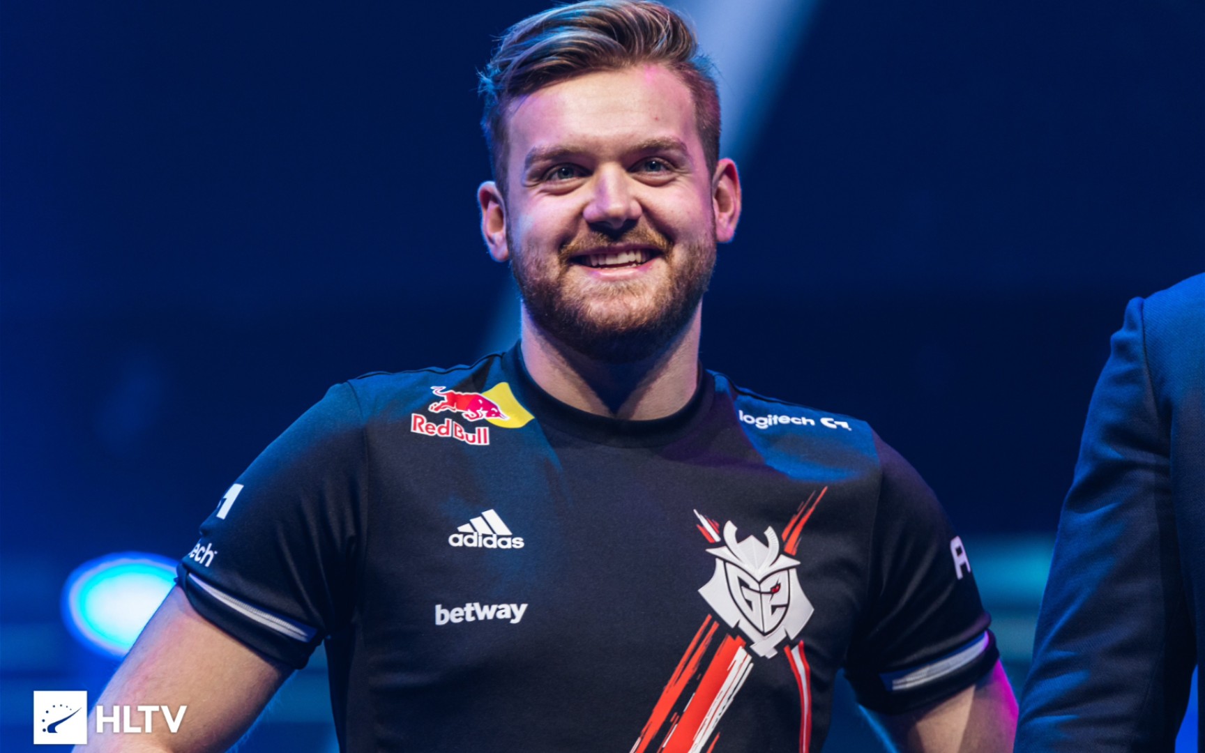 Riot Games 暂停 Global Esports Valorant 竞技场的主教练